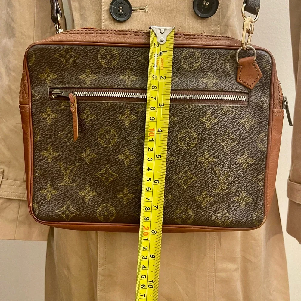 Louis Vuitton Monogram Vintage Saxpo Bag Pouch Clutch Crossbody